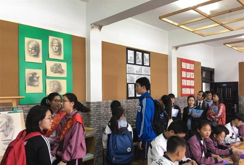 三中三澳門，探索與解析，三中三澳門，深度探索與解析