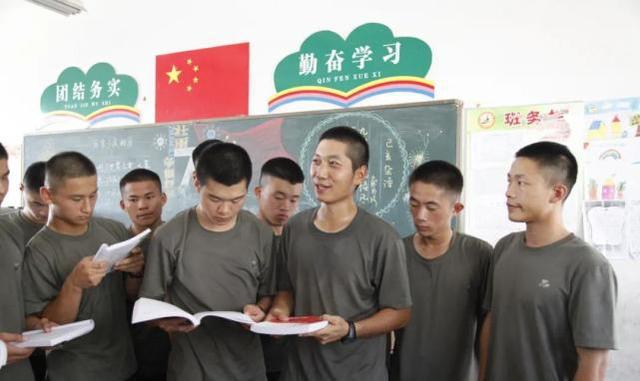 深度解析，為什么不建議報考國防科技大學(xué)，深度解析，報考國防科技大學(xué)的潛在考慮與權(quán)衡