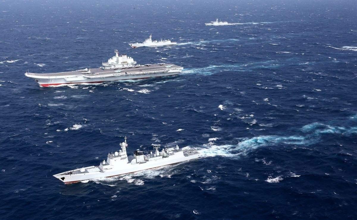 聚焦國際海域，中國戰(zhàn)艦圍觀英艦背后的故事，聚焦國際海域，中國戰(zhàn)艦視角下的英艦背后故事