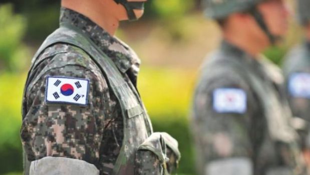 韓國服兵役是否可怕？探究真相與誤解，韓國服兵役真相探究，揭示事實與誤解的真相