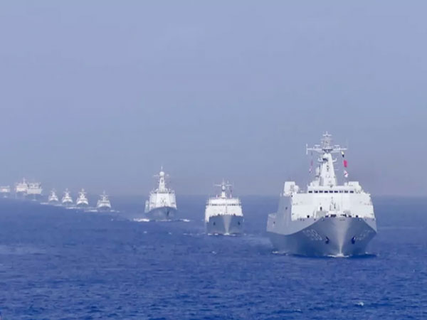 人民海軍成立70周年閱兵，輝煌成就與堅定前行，人民海軍成立70周年閱兵，輝煌成就鑄就，堅定前行展雄姿