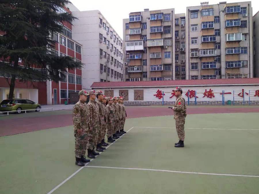 半軍事化管理學(xué)校，理念與實(shí)踐，半軍事化管理學(xué)校的理念與實(shí)踐探索