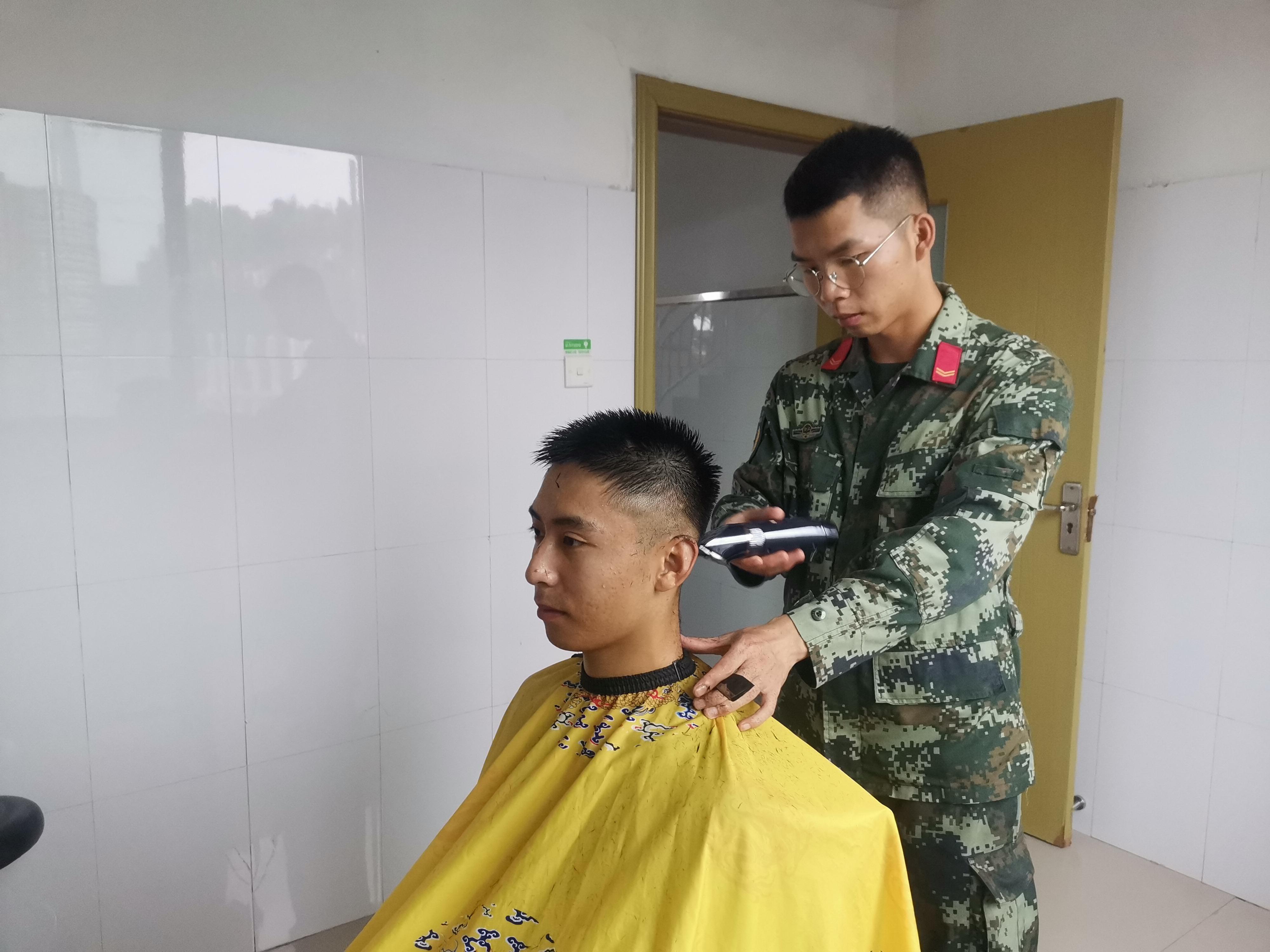部隊生活，錘煉意志，塑造人生的獨特經(jīng)歷，部隊生活，錘煉意志，塑造人生非凡經(jīng)歷