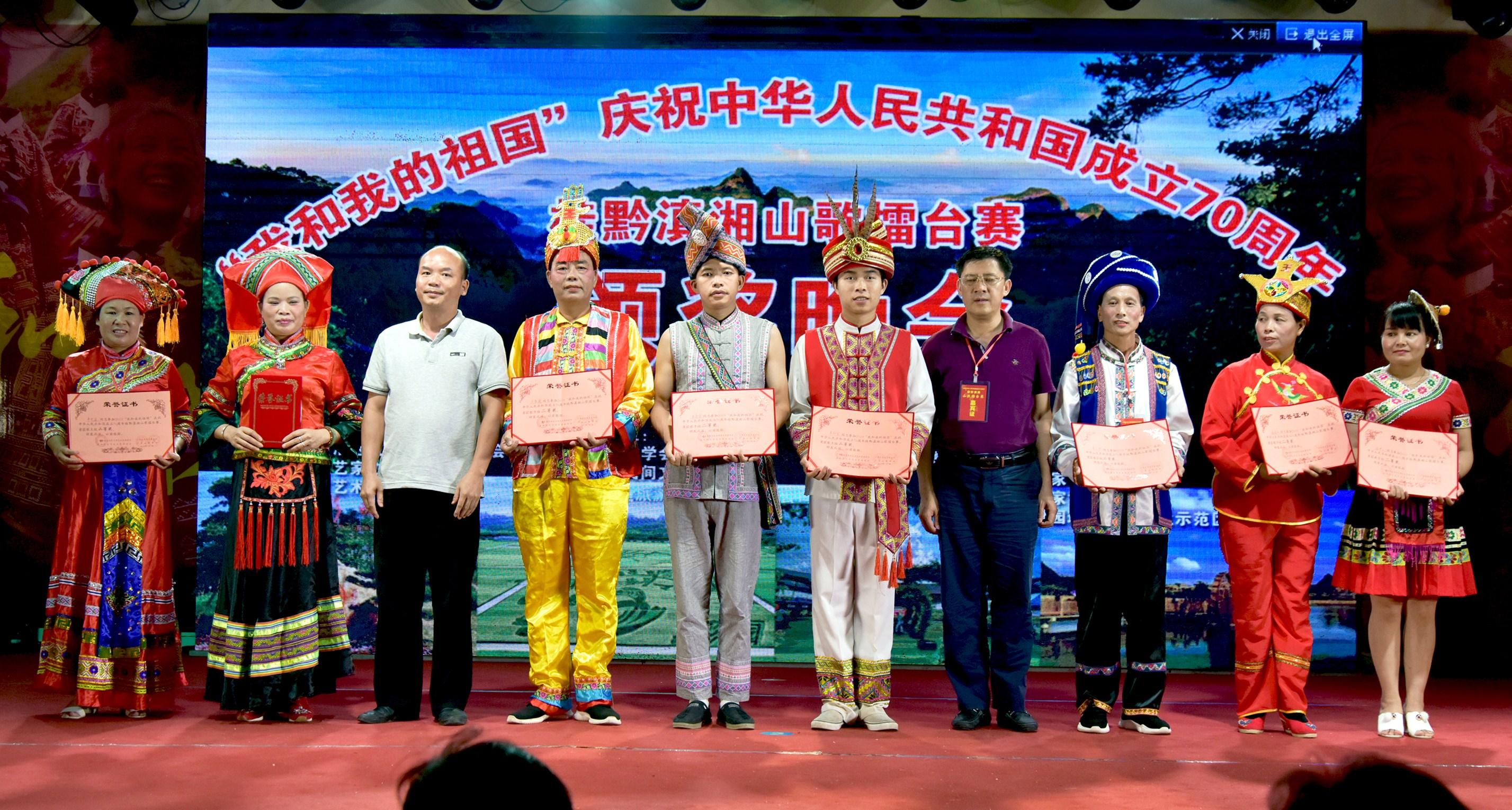 王中王免費(fèi)四肖選一肖，揭秘真相與策略，王中王免費(fèi)四肖選一肖，真相揭秘與策略探討