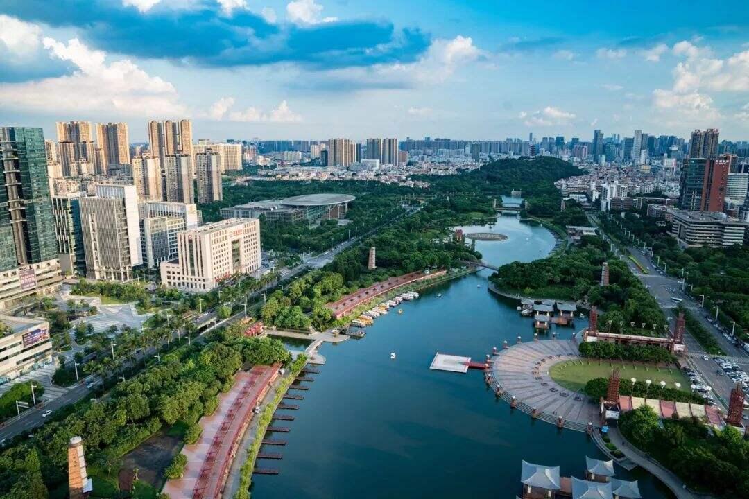 澳門(mén)正版免費(fèi)資源展望，邁向未來(lái)的精準(zhǔn)服務(wù)體驗(yàn)（2025展望），澳門(mén)正版資源展望，邁向精準(zhǔn)服務(wù)體驗(yàn)的未來(lái)之路（2025年展望）