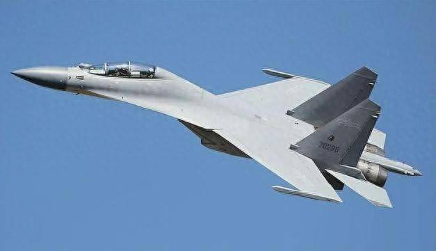 殲-11戰(zhàn)機(jī)，幾代戰(zhàn)機(jī)中的佼佼者，殲-11戰(zhàn)機(jī)，幾代戰(zhàn)機(jī)中的翹楚