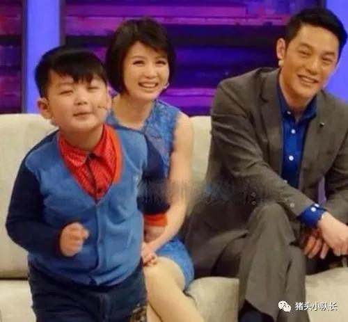 傅程鵬現(xiàn)任妻子周麗淇，探索他們的世界與愛情之旅，傅程鵬與現(xiàn)任妻子周麗淇，探索愛情之旅的足跡