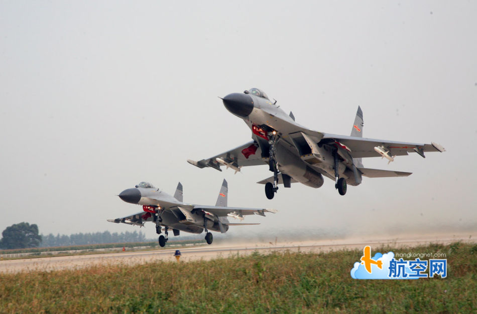 殲11B首飛時(shí)間，揭秘中國(guó)新一代戰(zhàn)斗機(jī)的輝煌歷程，揭秘殲11B首飛時(shí)間，中國(guó)新一代戰(zhàn)斗機(jī)的輝煌騰飛之路