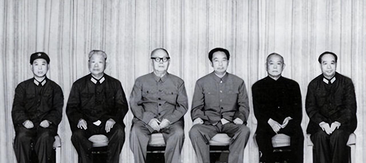 中央剛剛宣布大消息，開啟新征程，邁向未來繁榮，中央宣布新動(dòng)向，開啟新征程，共筑未來繁榮之路