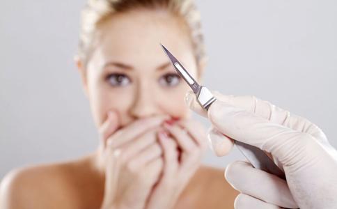 鼻息肉長什么樣子？圖片解析帶你深入了解鼻息肉的形態(tài)特征，鼻息肉的形態(tài)特征解析，圖片帶你深入了解鼻息肉長什么樣？