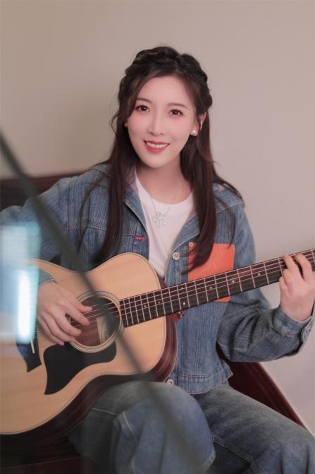 王燦女個(gè)人資料簡(jiǎn)介，王燦女士個(gè)人簡(jiǎn)介