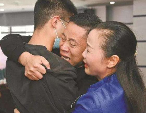 中國一旦開戰(zhàn)，深圳是否會被轟炸？解析與探討，中國開戰(zhàn)時深圳會否遭轟炸？深度解析與探討