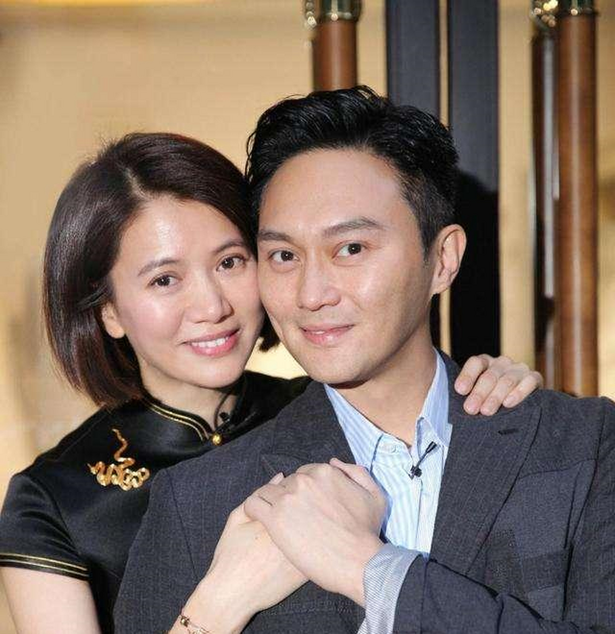 女星緋聞，揭秘背后的真相與熱議背后的故事，揭秘女星緋聞背后的真相與故事熱議