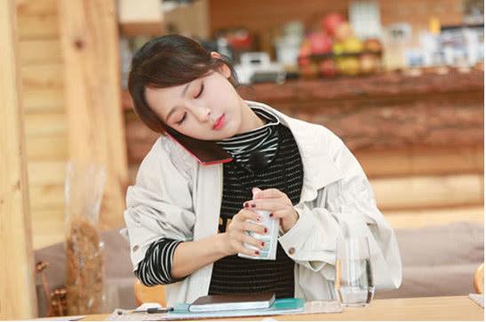 演員王珂為何不溫不火？——深度解析其演藝之路，演員王珂演藝之路解析，為何未能大紅大紫？深度探究其演藝生涯。