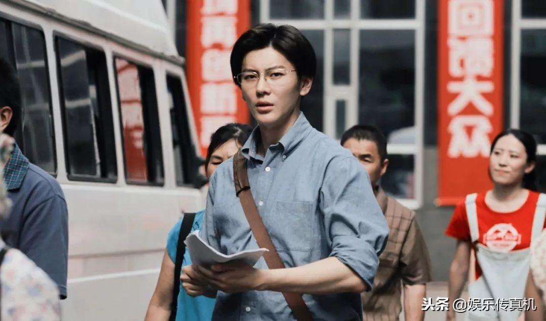 凌瀟肅個(gè)人資料簡(jiǎn)介圖片，凌瀟肅個(gè)人資料簡(jiǎn)介及圖片