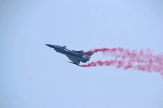殲-10與F-16在巴基斯坦，技術比拼下的空戰(zhàn)實力對比，巴基斯坦空戰(zhàn)實力比拼，殲-10與F-16技術對決