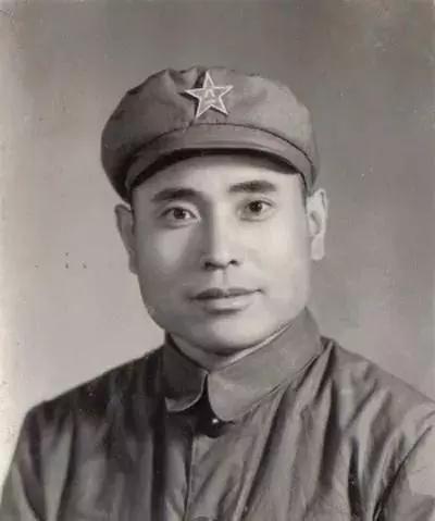 揭秘劉伯溫一肖中持期期誰(shuí)——?dú)v史謎團(tuán)解析，劉伯溫一肖中持期期誰(shuí)揭秘，歷史謎團(tuán)深度解析