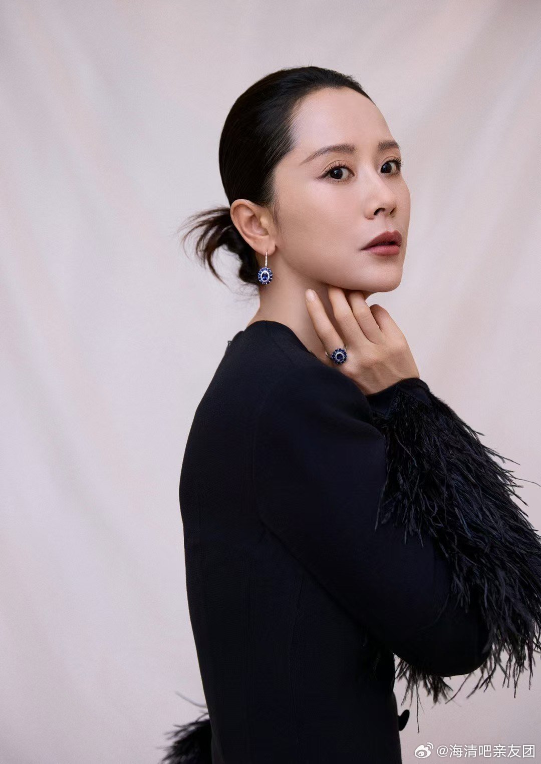 探索演員海清的照片，演藝生涯與魅力展現(xiàn)，海清，演藝生涯回顧與魅力展現(xiàn)的照片探索